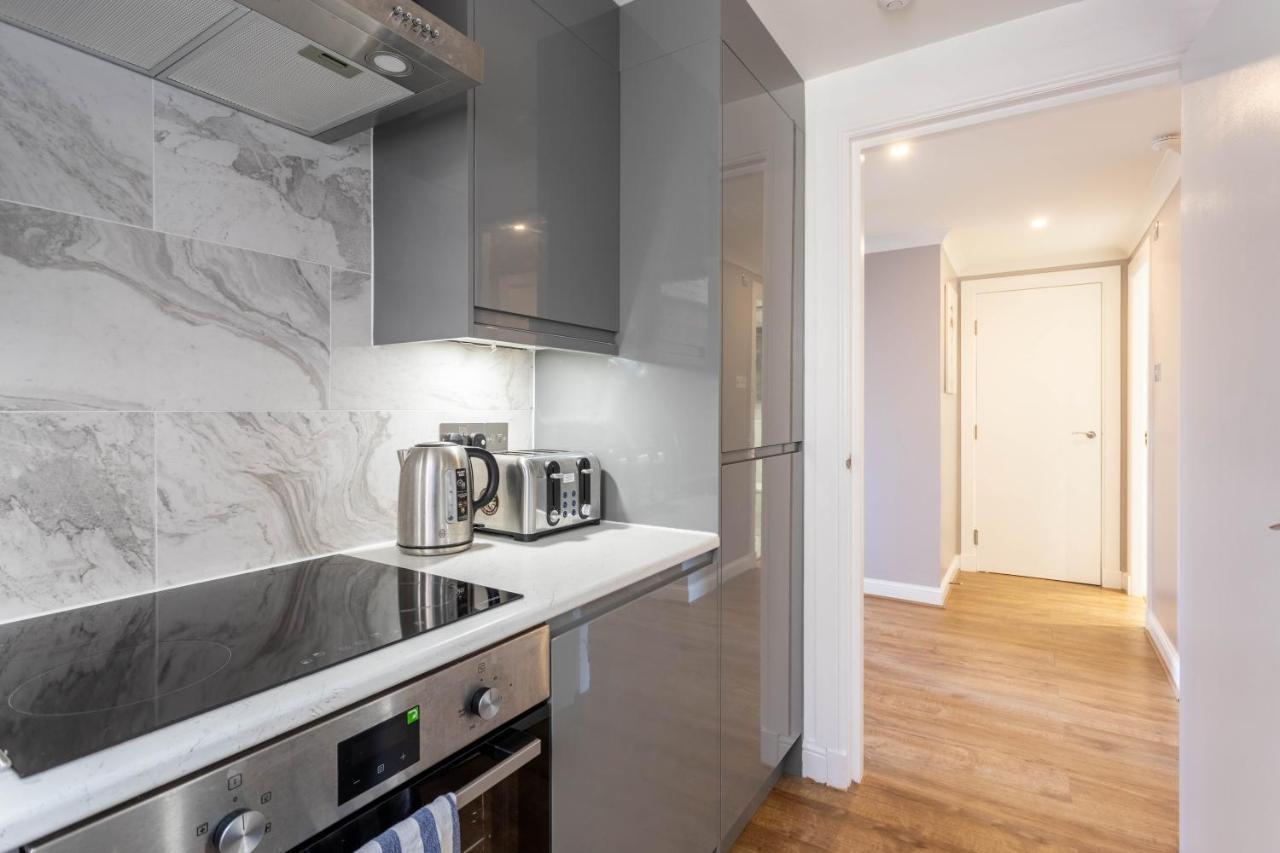 Stunning 1 Bed Merchant City Apartment With Parking กลาสโกว์ ภายนอก รูปภาพ