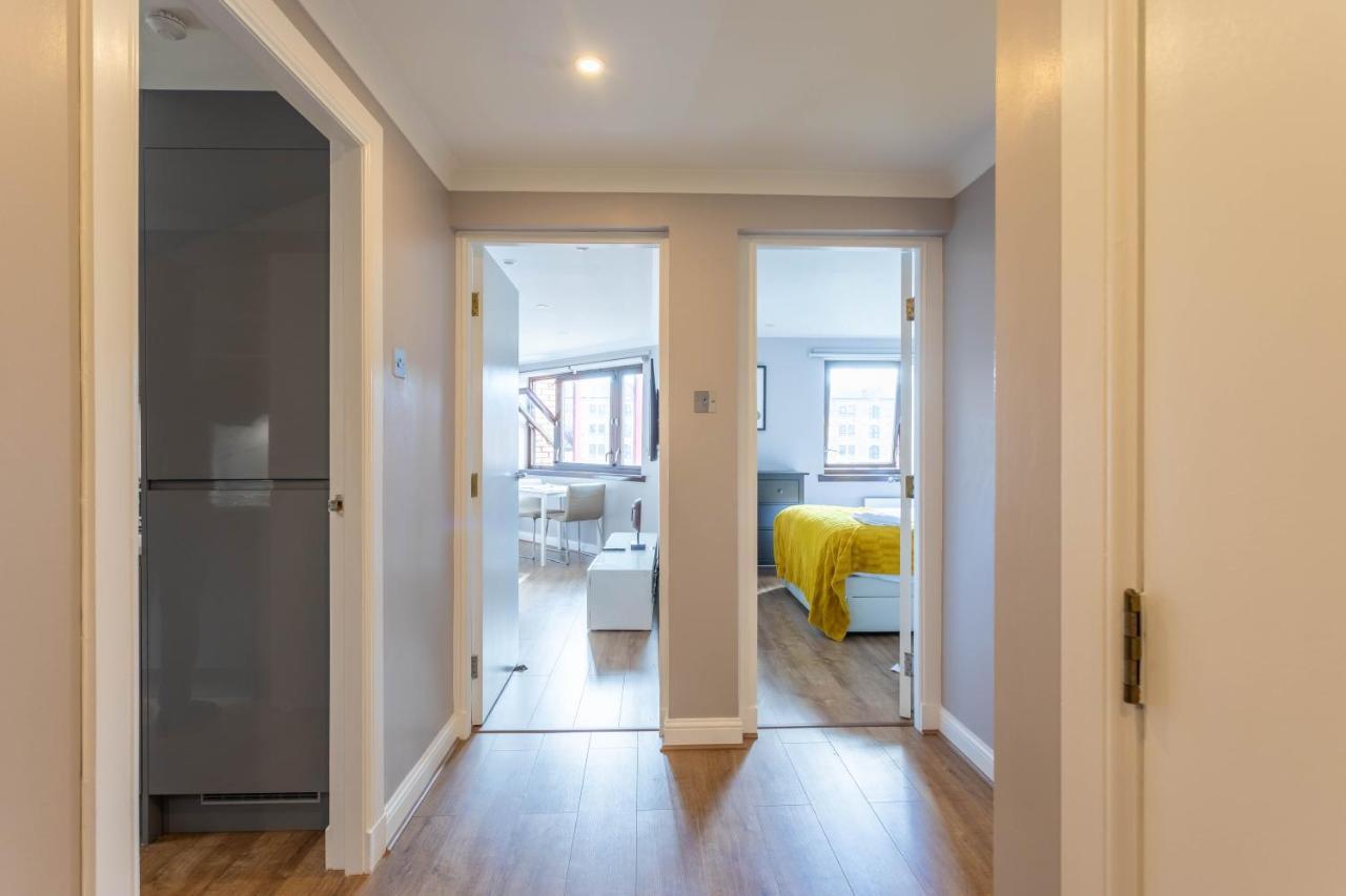 Stunning 1 Bed Merchant City Apartment With Parking กลาสโกว์ ภายนอก รูปภาพ